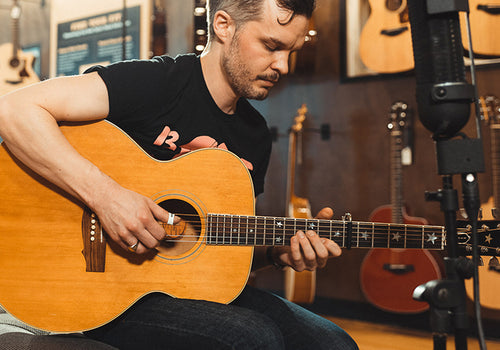 Vintage Vibes: 1963 Gibson Everly Brothers Acoustic