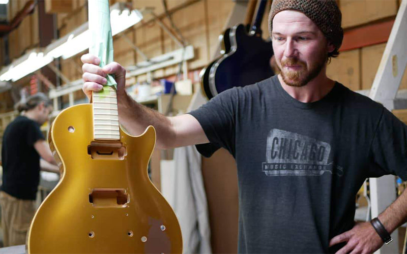 Inside: Gibson Custom Shop