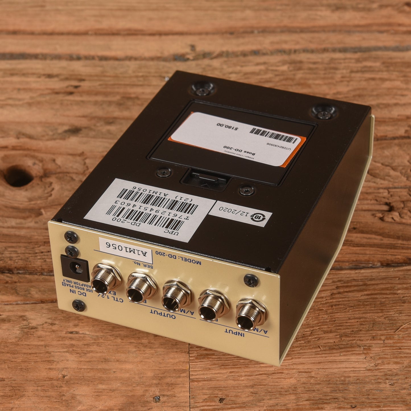 Boss DD-200 Effects and Pedals / Delay