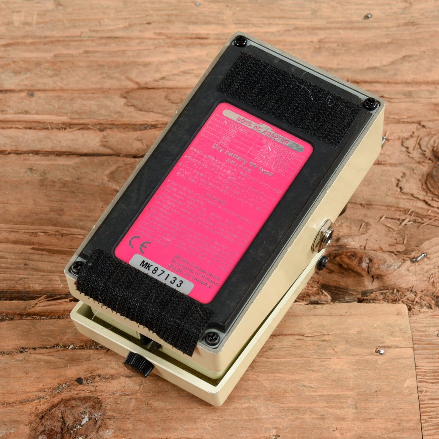 Boss DD-3 Effects and Pedals / Delay