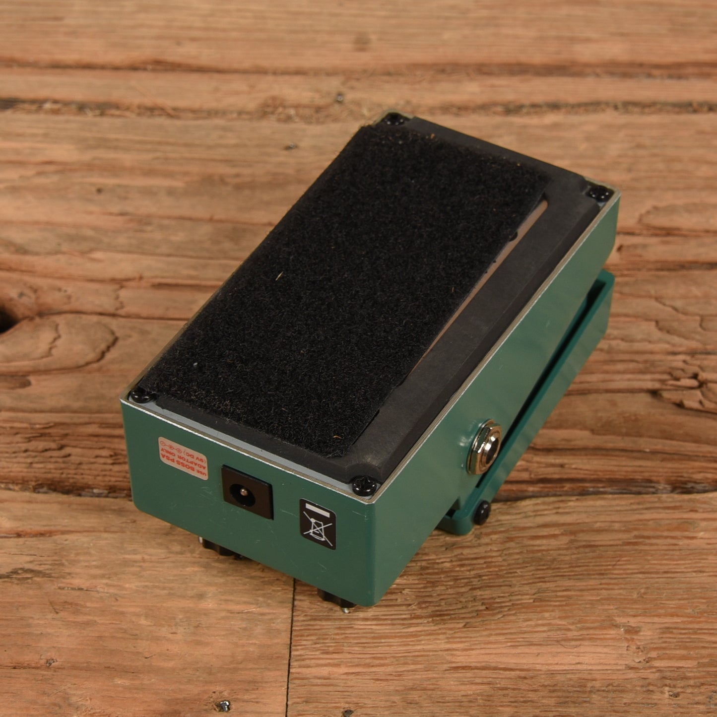Boss TR-2 Tremolo Effects and Pedals / Tremolo