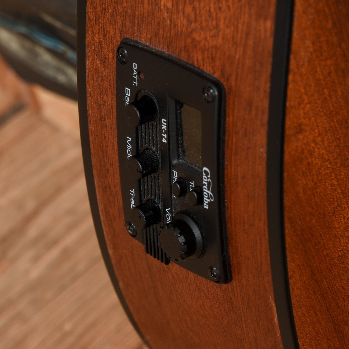 Cordoba Mini II Bass Natural Bass Guitars / 4-String