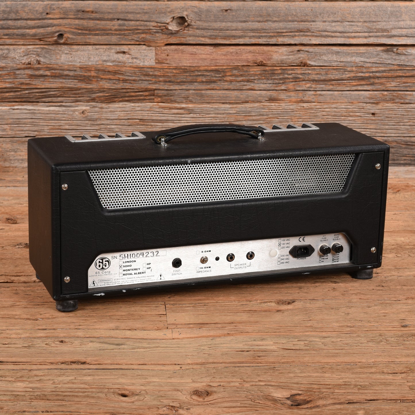 65 Amps Soho Black/Cream