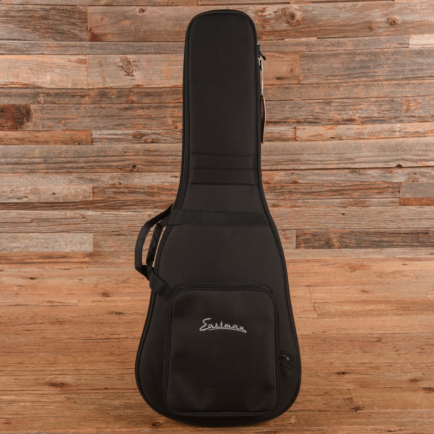 Eastman E1OOSS-SB Deluxe Sunburst 2025 Acoustic Guitars