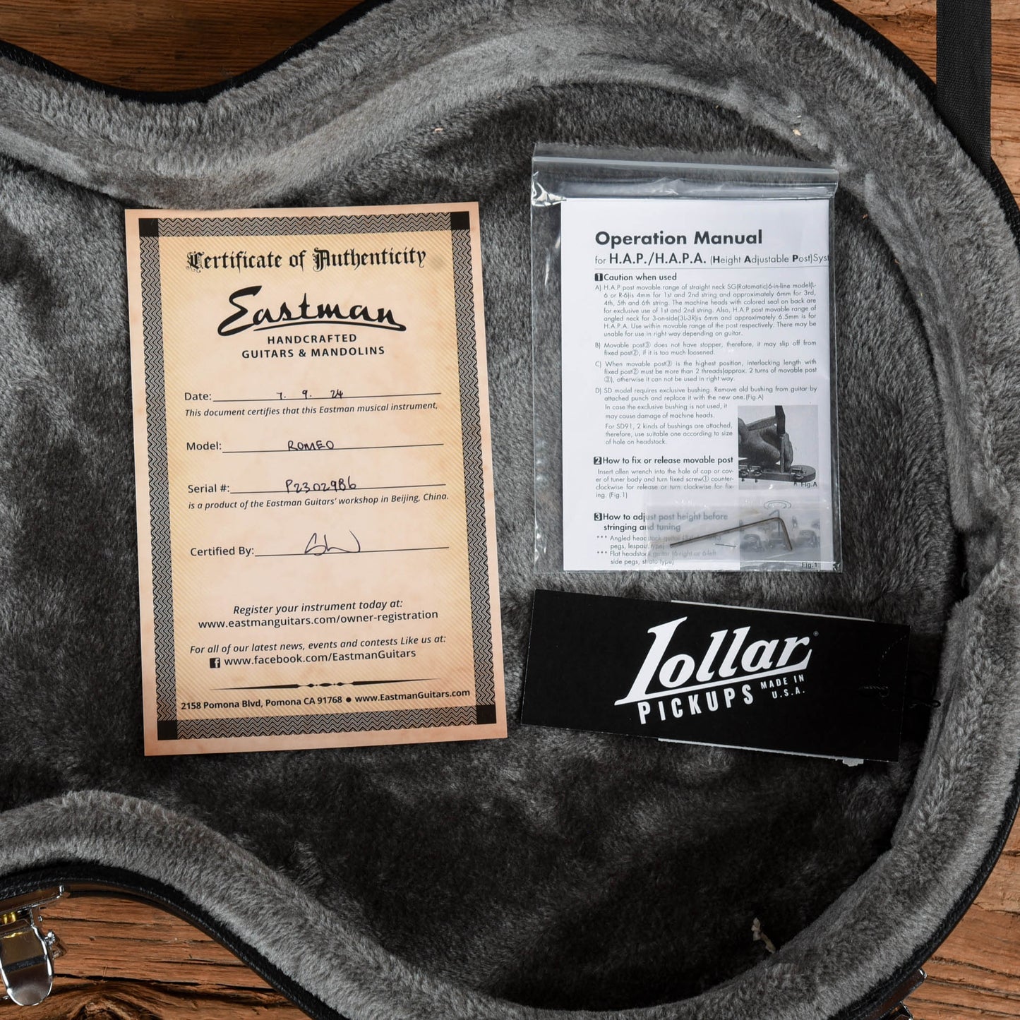 Eastman Romeo Goldburst 2024 Electric Guitars / Semi-Hollow