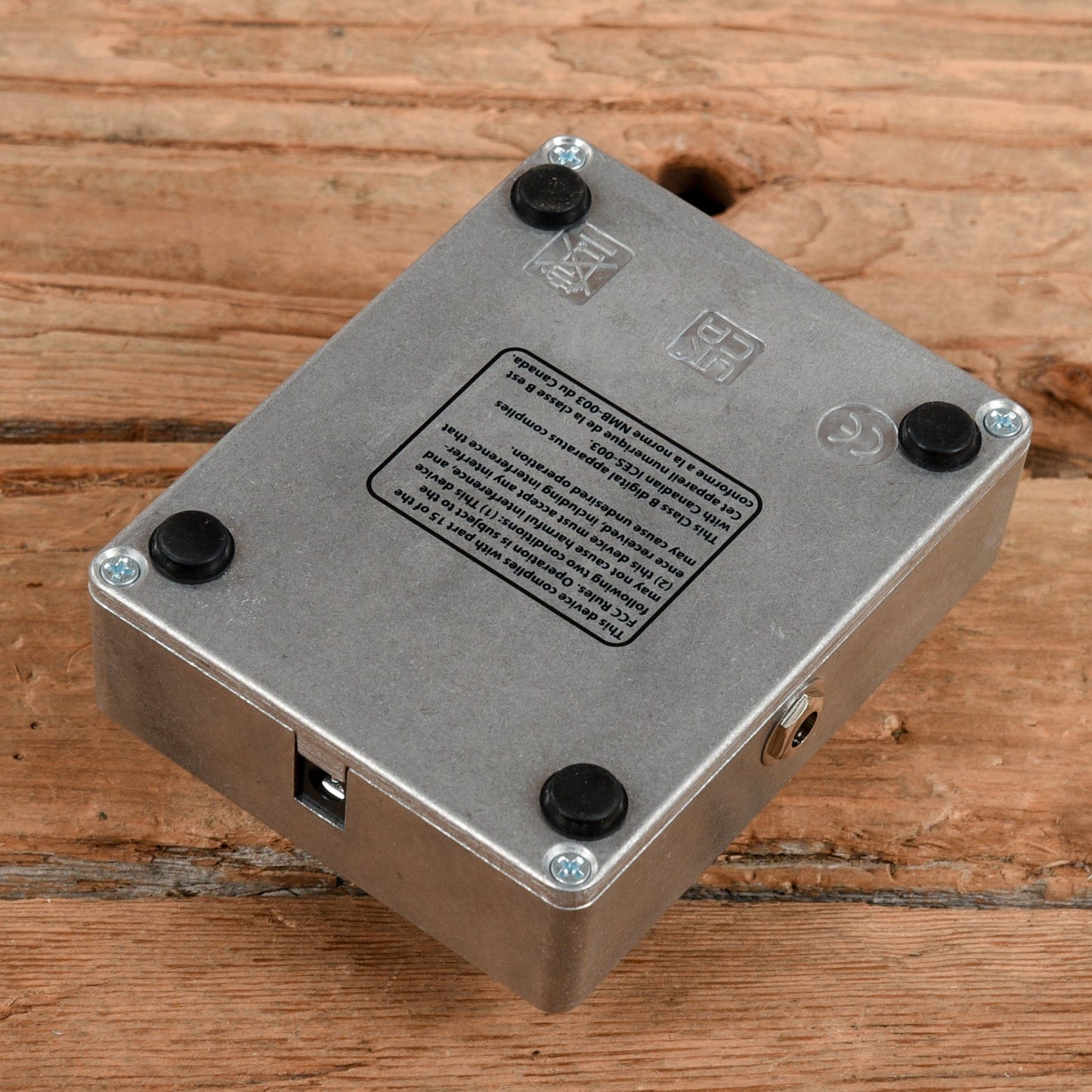 Electro-Harmonix Stereo Electric Mistress Effects and Pedals / Chorus and Vibrato