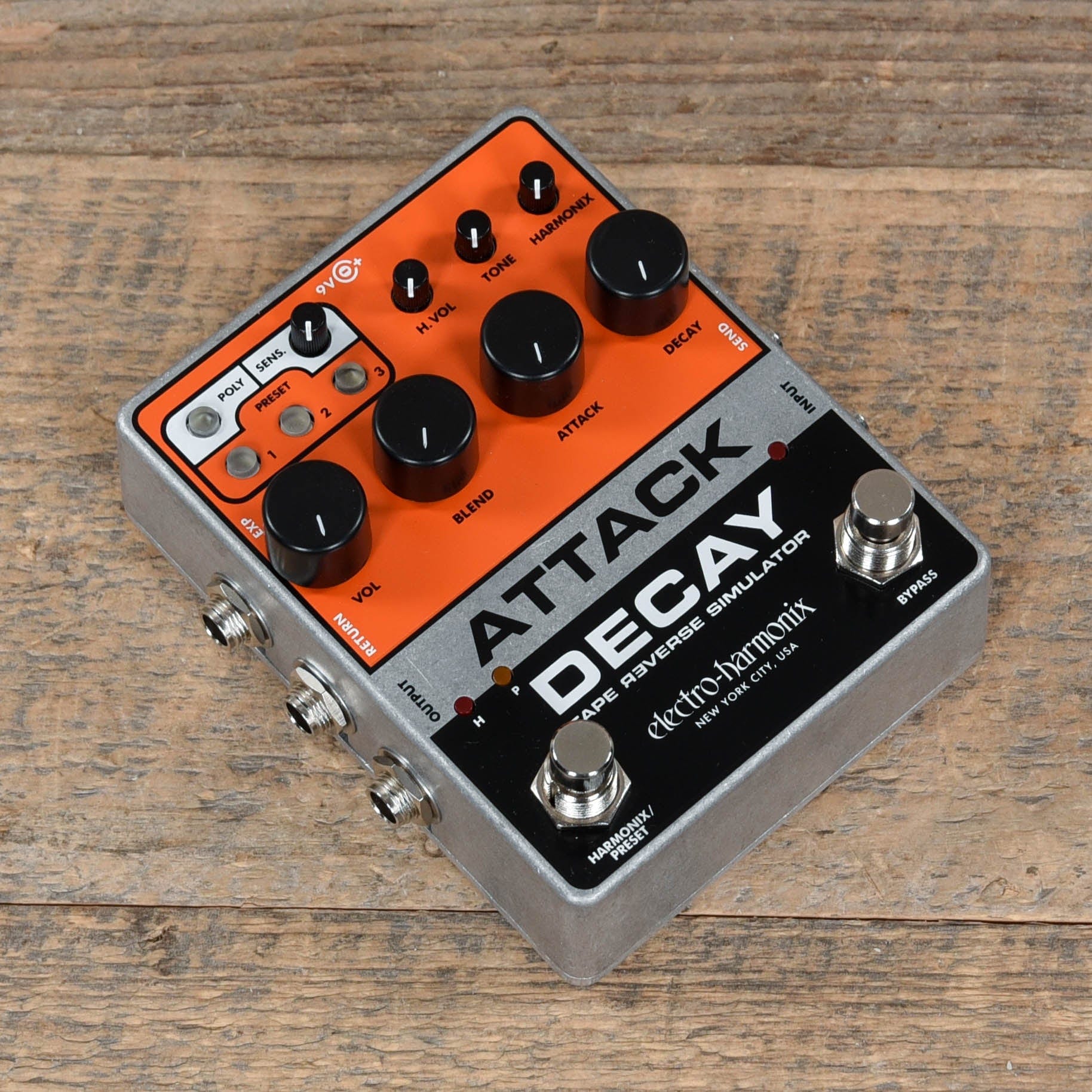 reverse guitar pedal effect Electro-Harmonix Attack Decay Tape Reverse Simulator – Chicago Music Exchange
