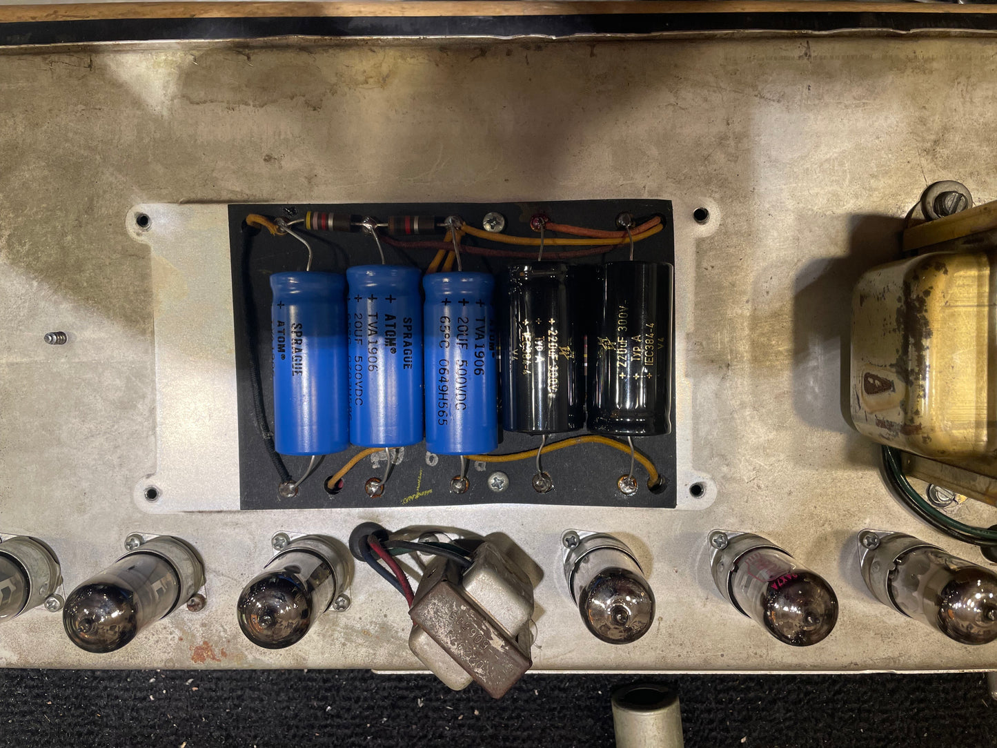 Fender Pro Reverb 2-Channel 40-Watt 2x12" Guitar Combo 1967 Amps / Guitar Amps / Guitar Cabinets