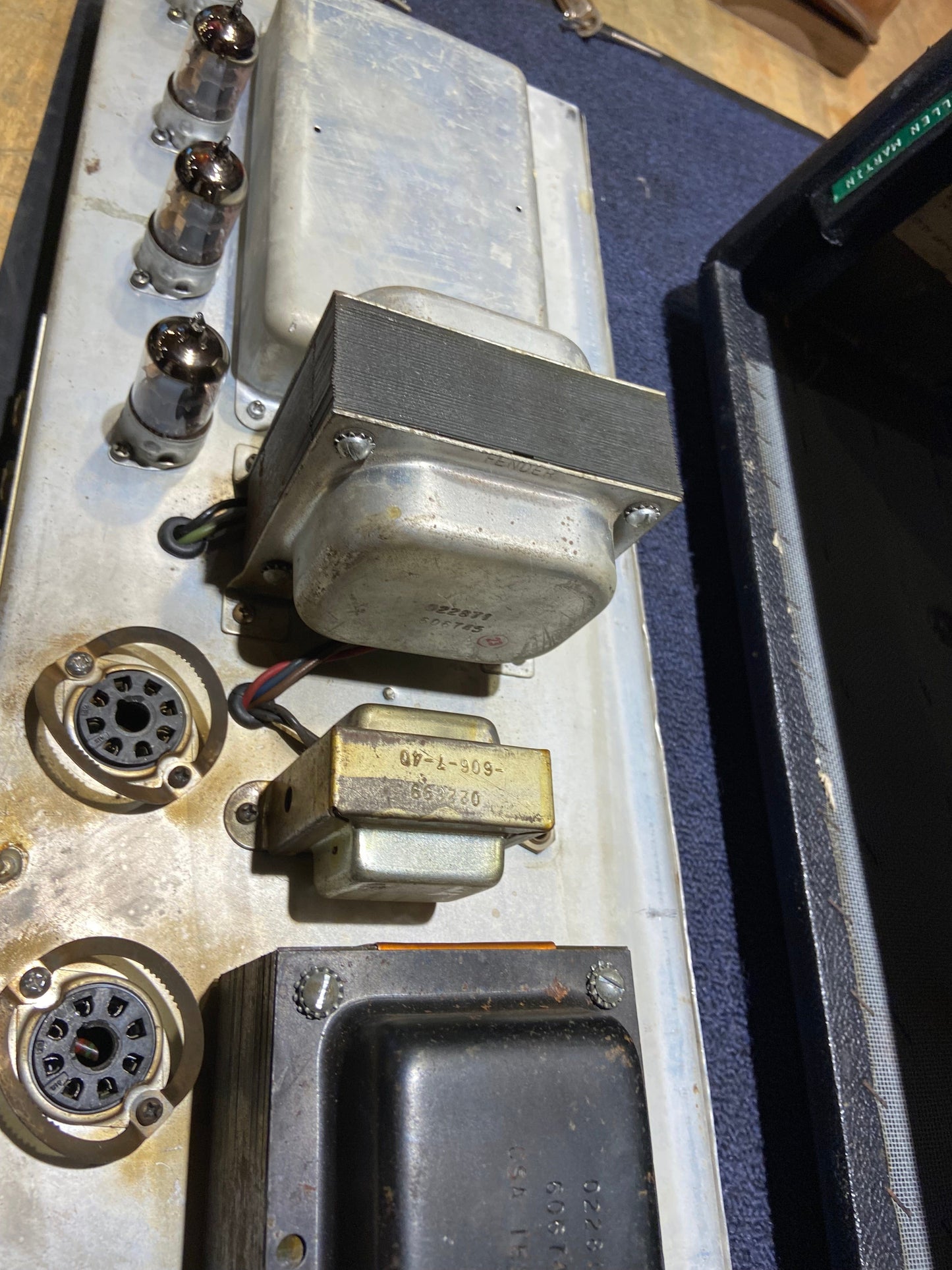 Fender Bassman 1967 Amps / Guitar Cabinets