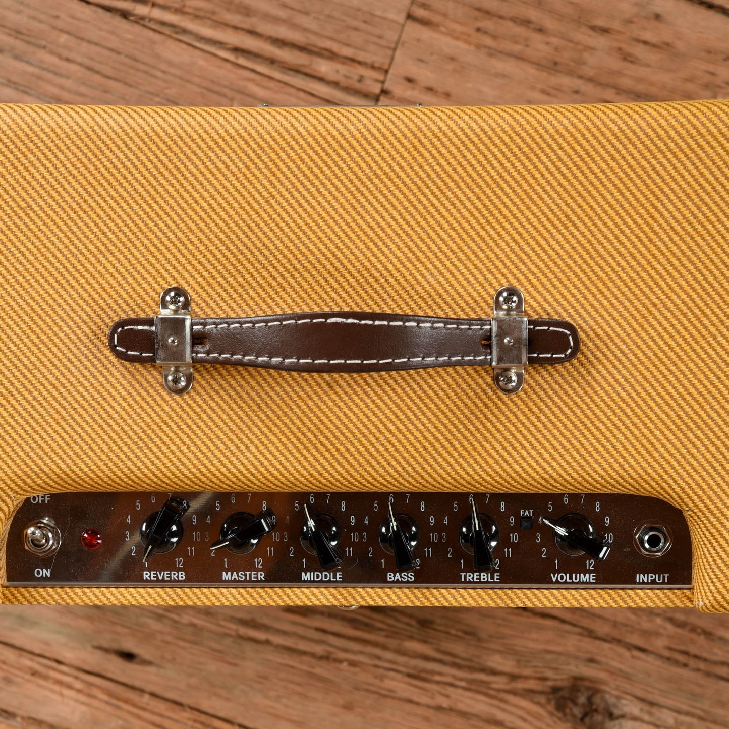 Fender Blues Junior Lacquered Tweed 15-Watt 1x12" Guitar Combo Amp Amps / Guitar Cabinets