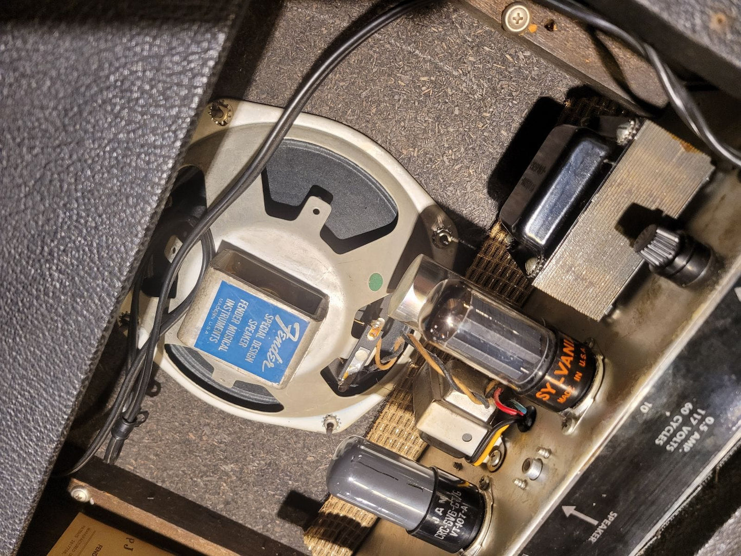 Fender Champ 1966 Amps / Guitar Cabinets