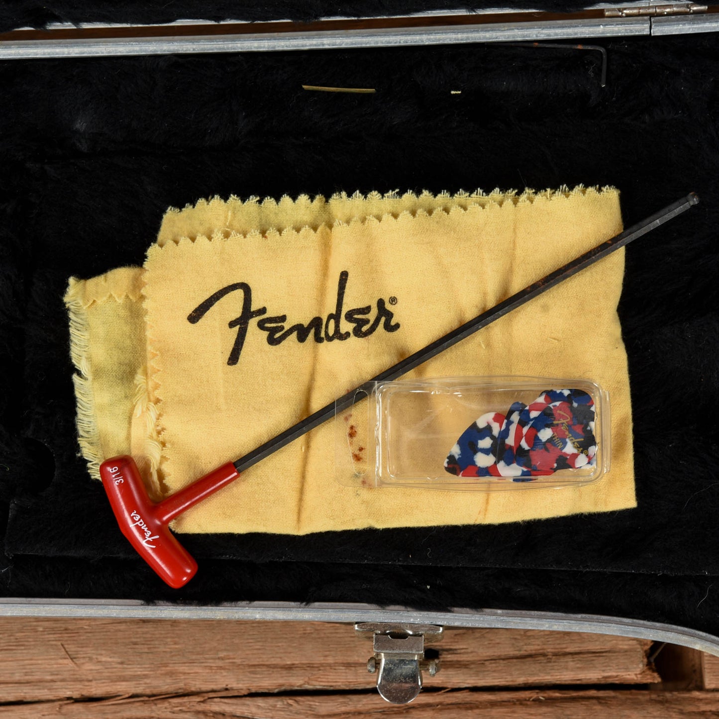 Fender Ameican Standard Precision Bass Inca Silver 1999 Bass Guitars / 4-String