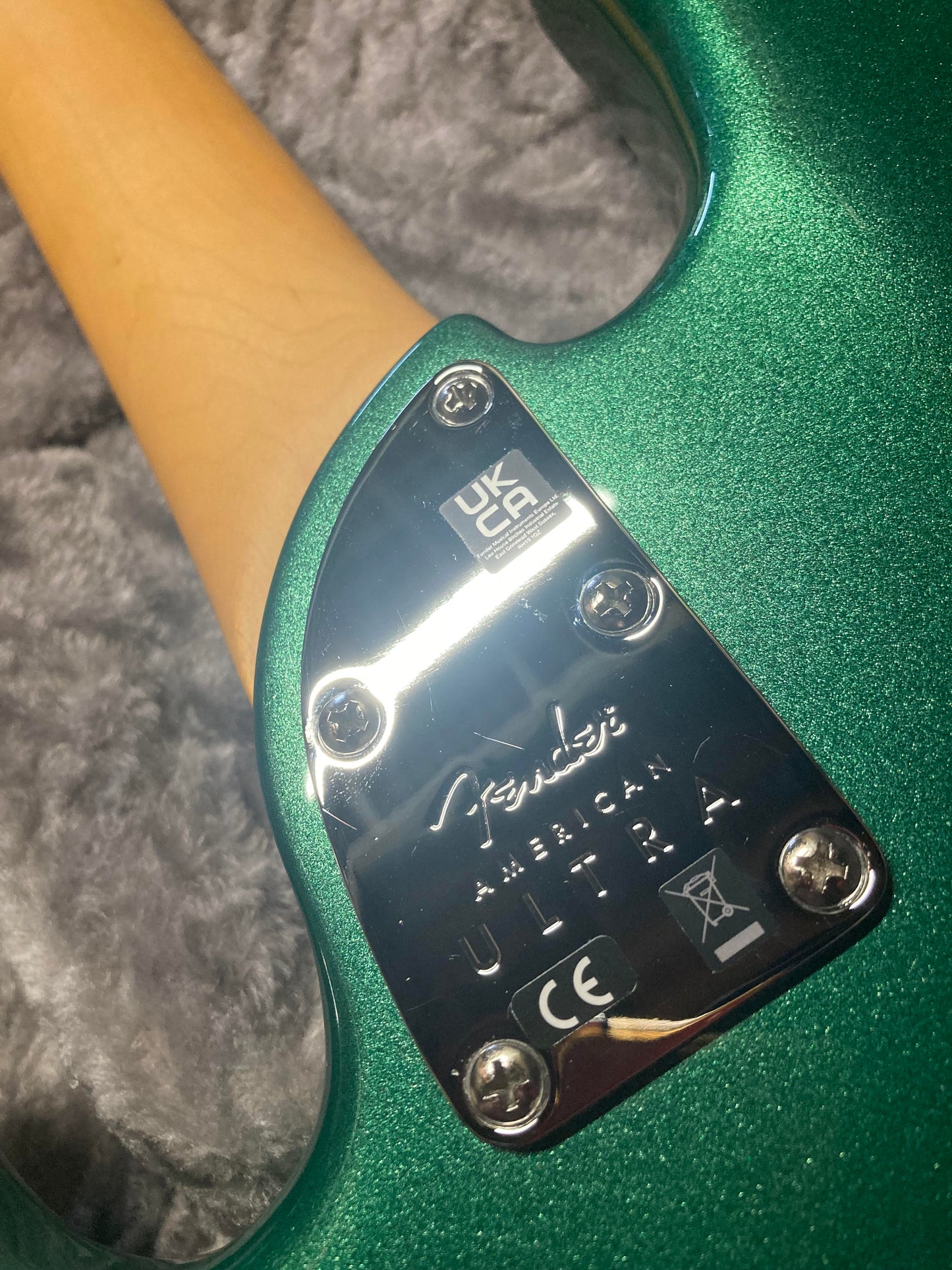 Fender American Ultra Jazz Bass Mystic Pine Green w/Ebony Fingerboard, Anodized Gold Pickguard, & Matching Headcap Bass Guitars / 4-String