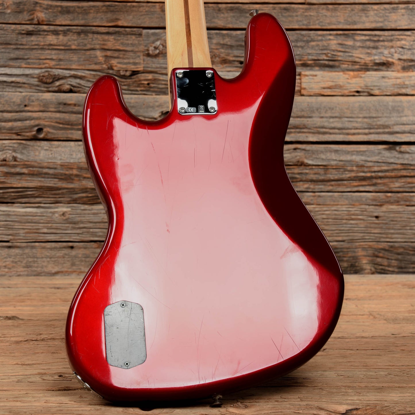 Fender Deluxe Active Jazz Bass Candy Apple Red 2007 Bass Guitars / 4-String