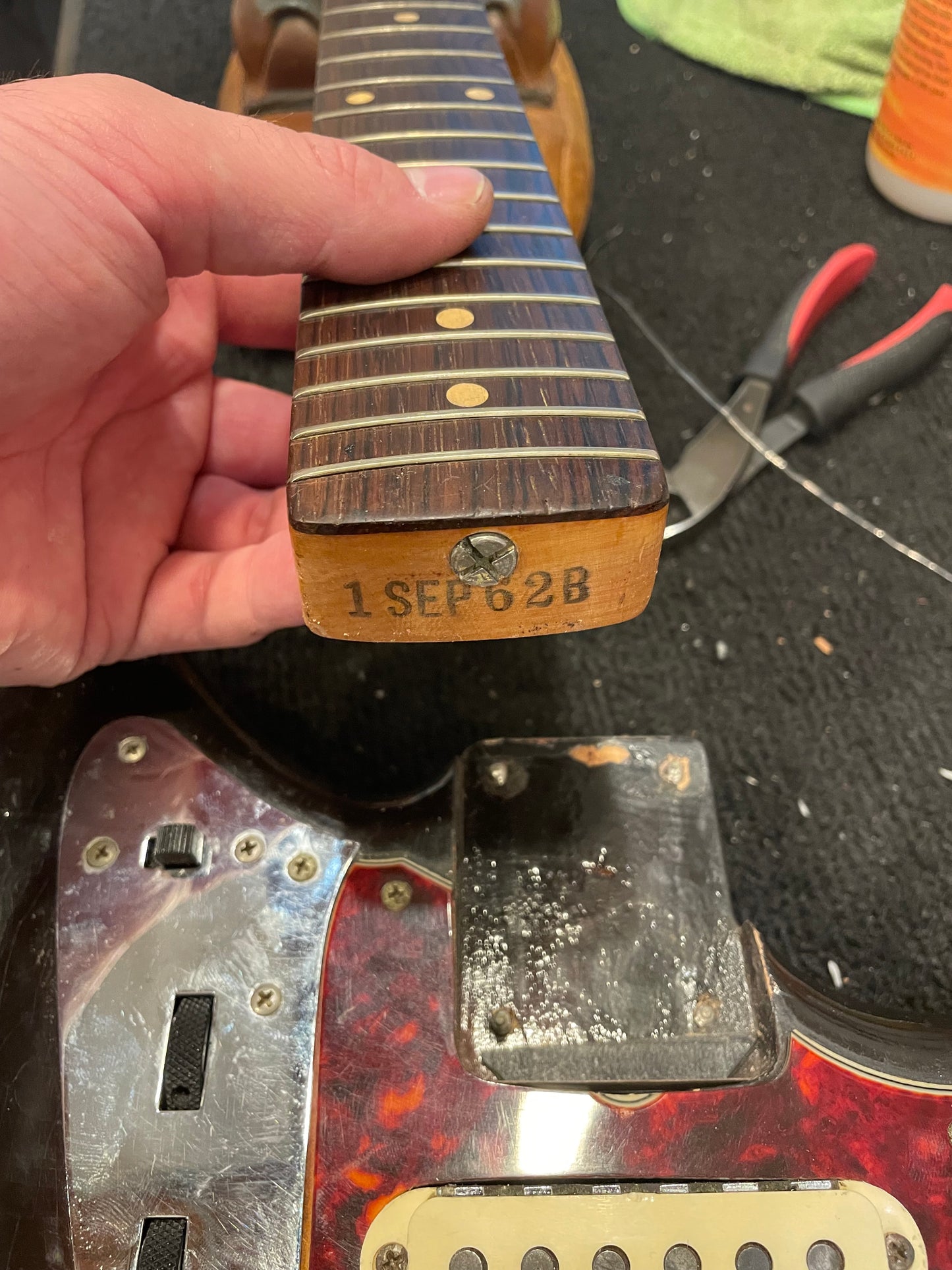 Fender Jaguar Sunburst 1962 Electric Guitars