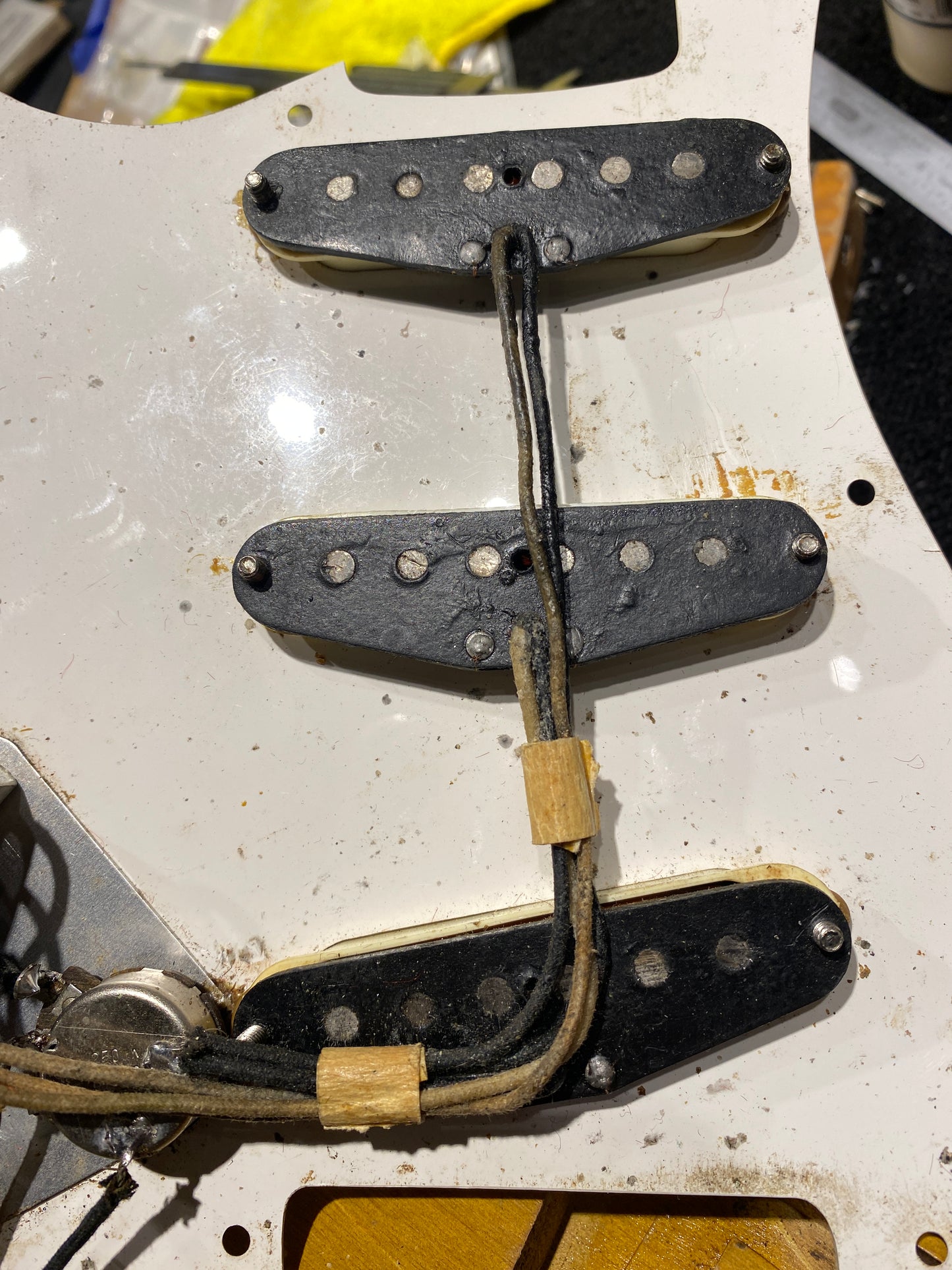 Fender Stratocaster Sunburst 1957 Electric Guitars