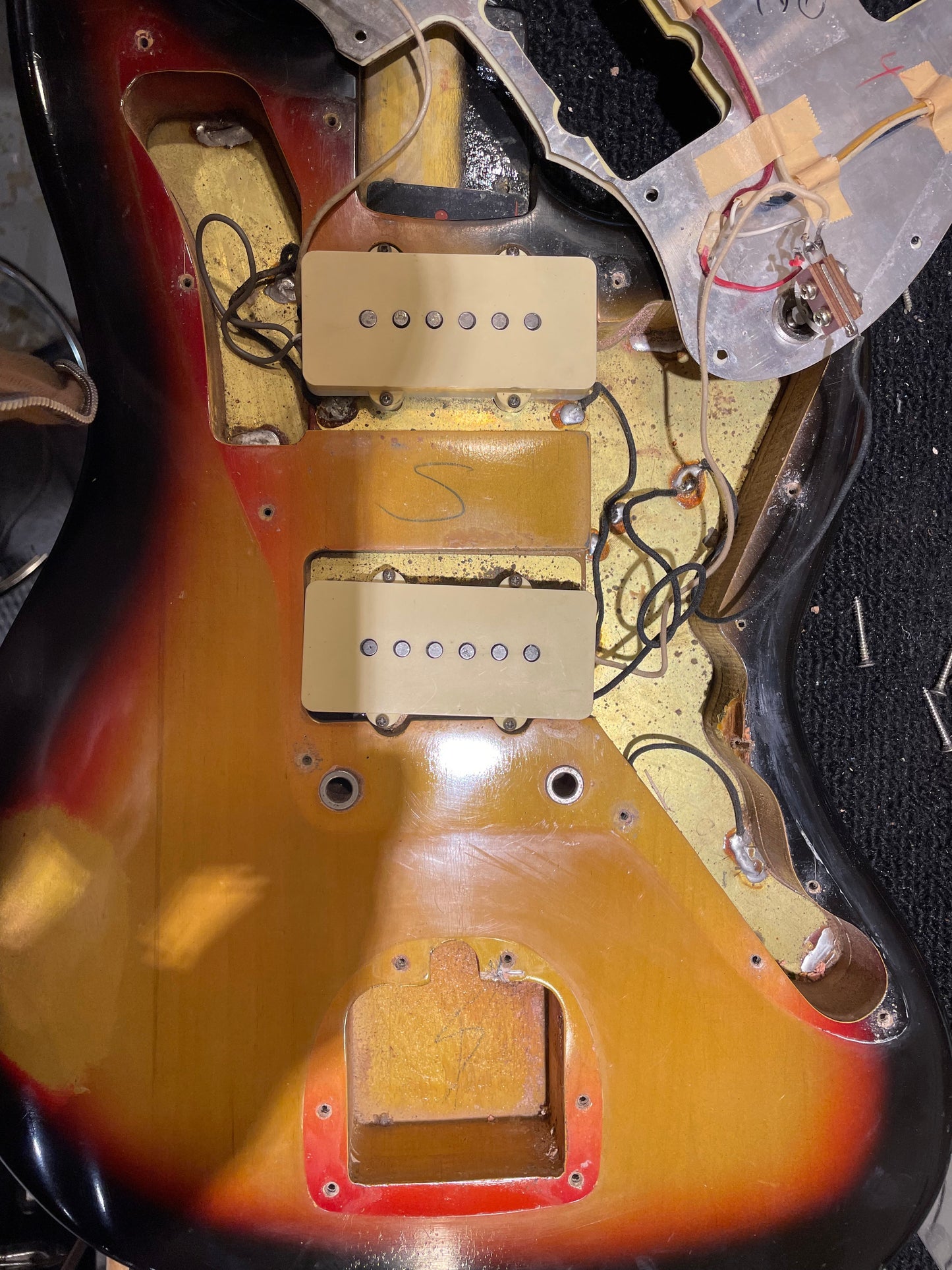 Fender Jazzmaster Sunburst 1966 Electric Guitars / Solid Body