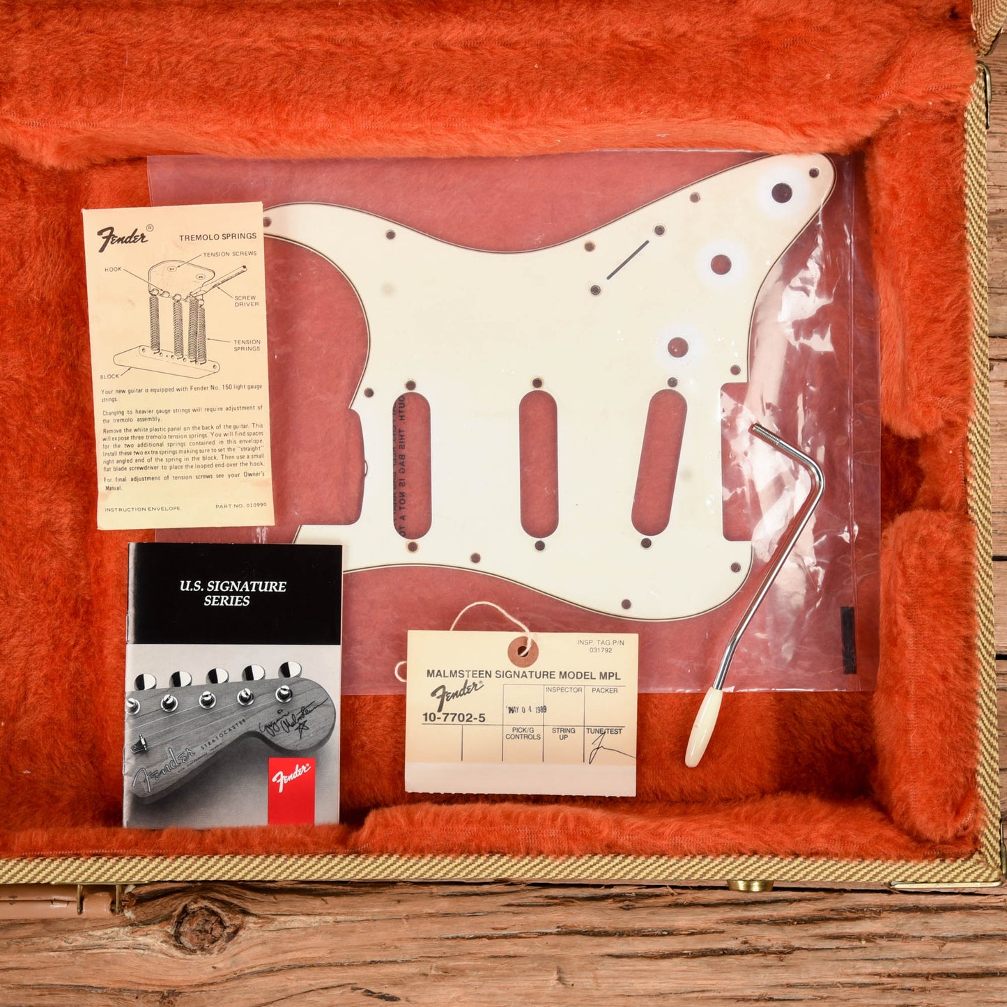 Fender Yngwie Malmsteen Signature Stratocaster Vintage White 1988 Electric Guitars / Solid Body