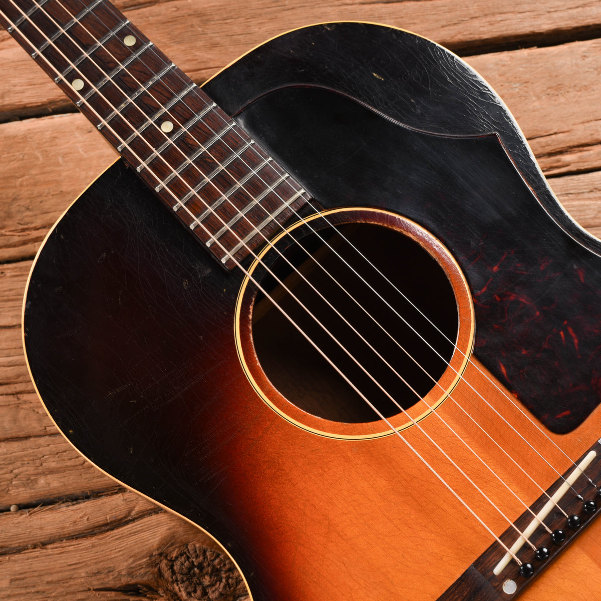 Gibson LG-1 Sunburst 1950s Acoustic Guitars