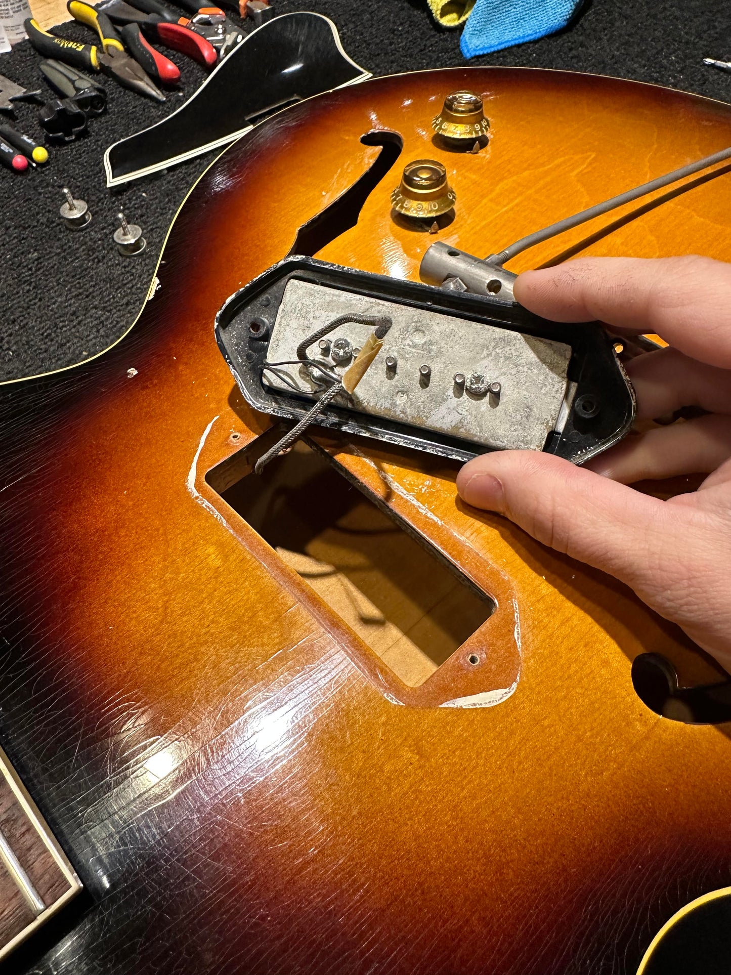 Gibson ES-225 Sunburst 1958 Electric Guitars / Hollow Body