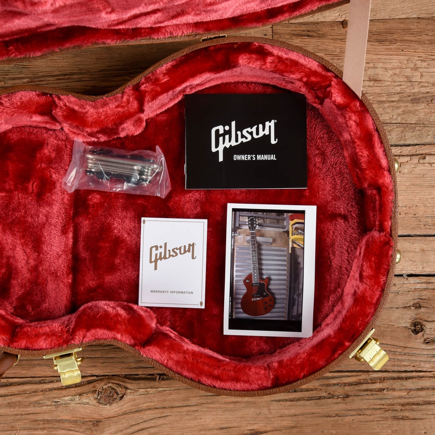 Gibson Les Paul Special Cherry 2022 Electric Guitars / Solid Body