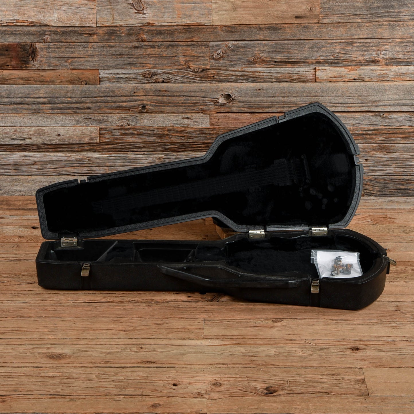 Gibson SG Standard Walnut 1970 Electric Guitars / Solid Body