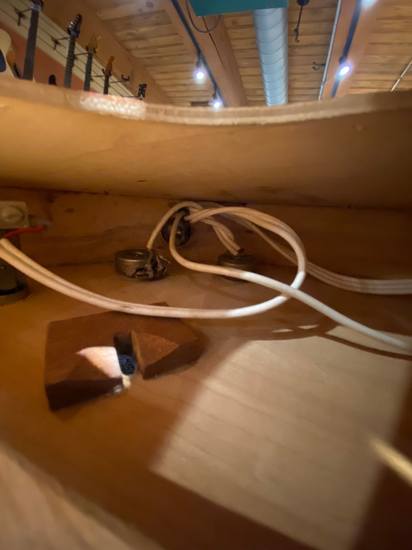 Gretsch 6122 Chet Atkins Country Gentleman Walnut 1967 Electric Guitars / Hollow Body