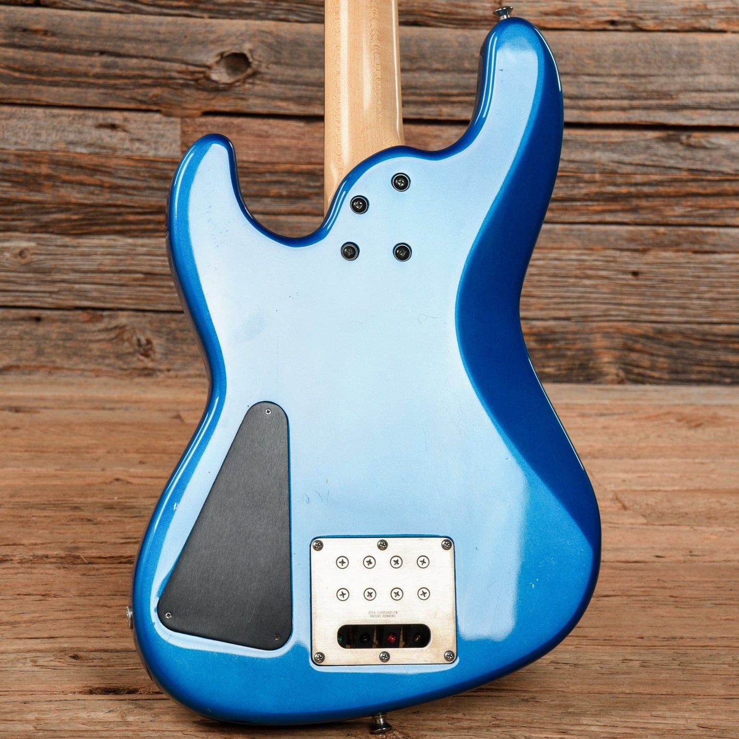 Hamer Cruise Bass Blue Bass Guitars / 4-String