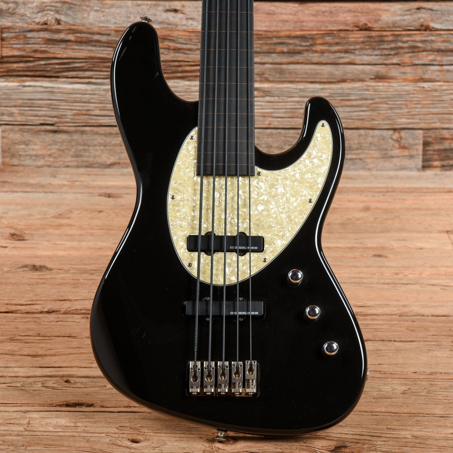 Hamer Cruise Bass 5-String Fretless Black Bass Guitars / 5-String or More
