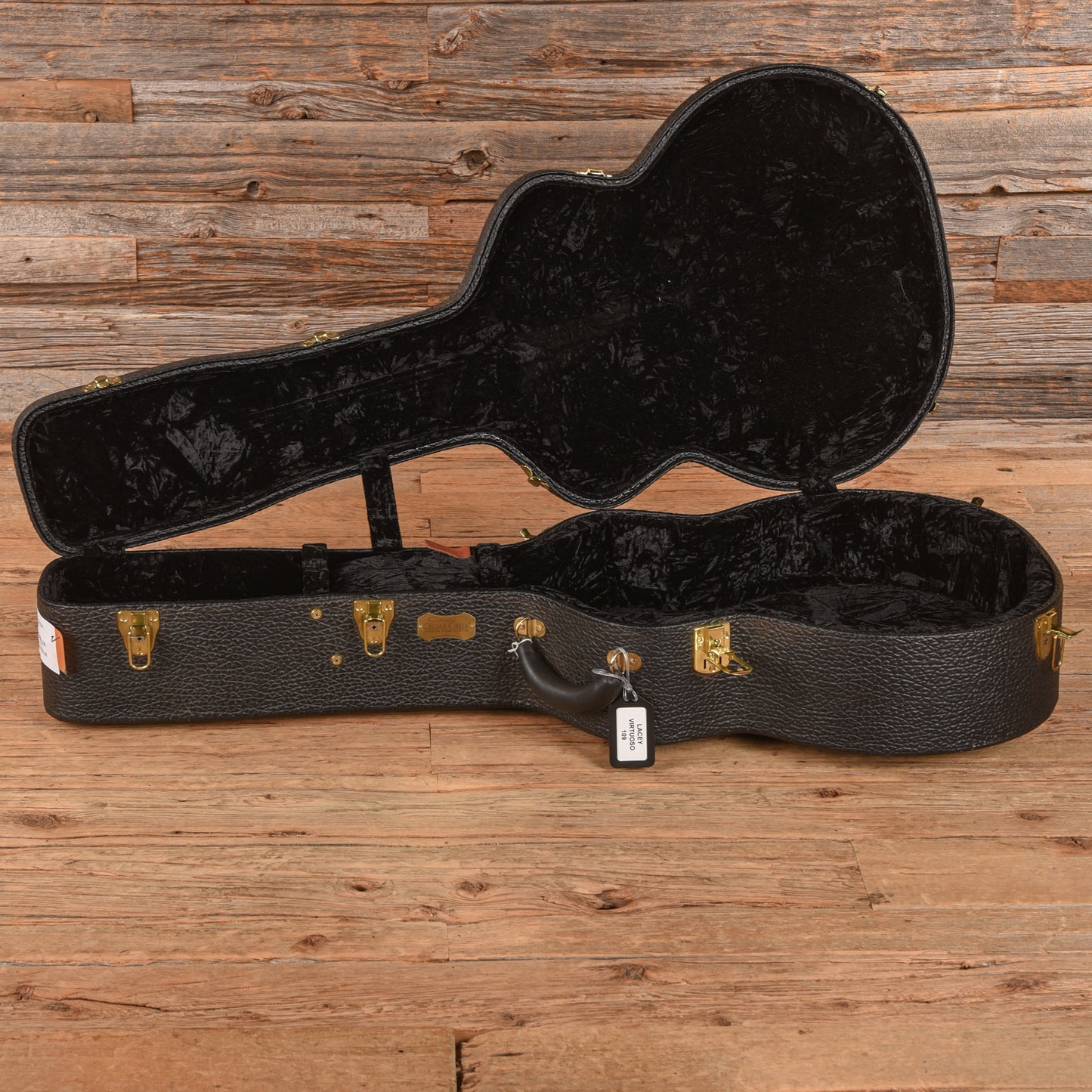 Lacey Virtuoso Natural - Zac Brown