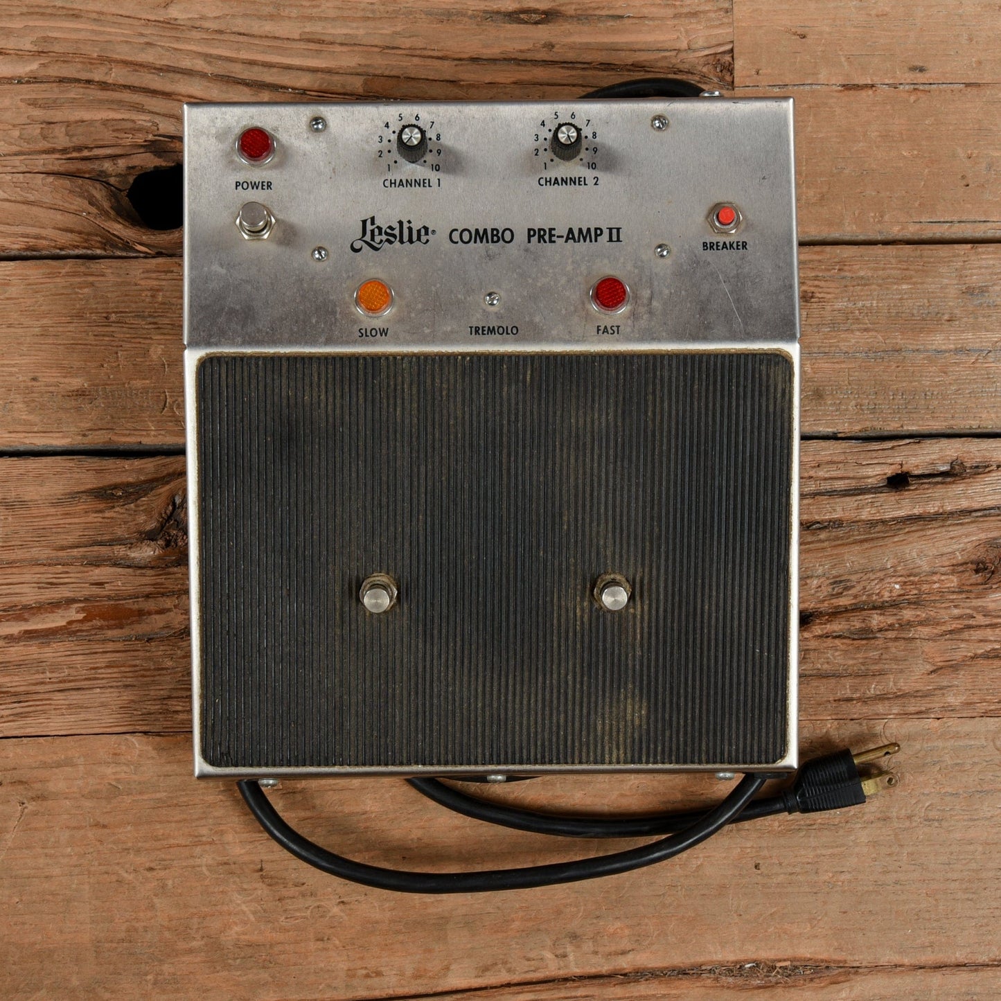 Leslie Model 825 Amps / Guitar Cabinets