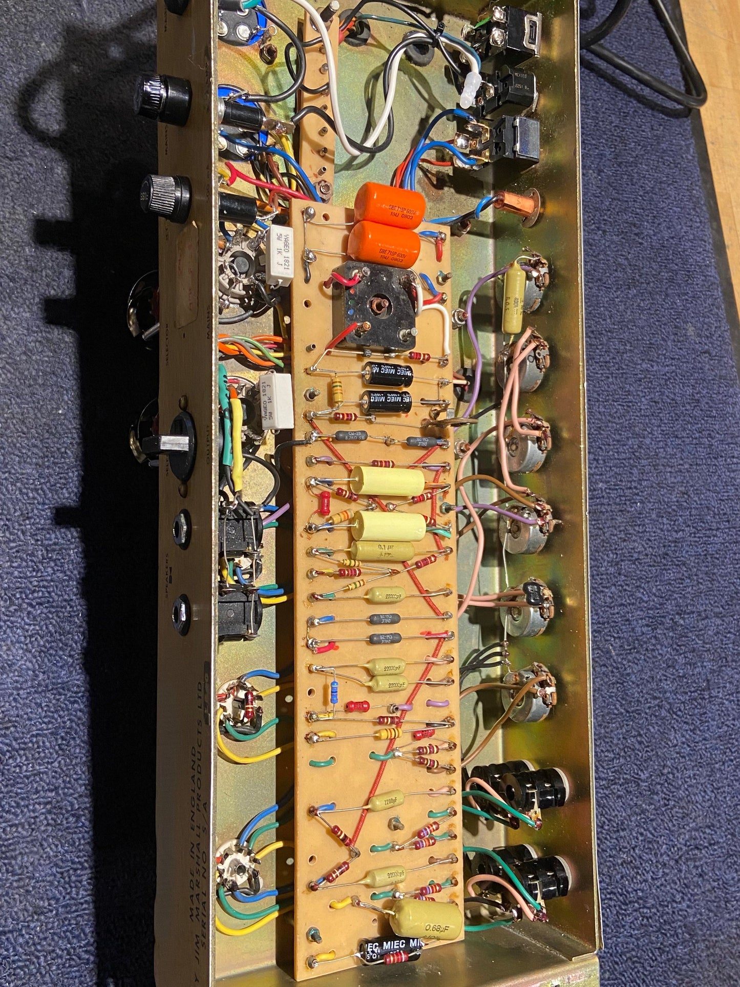 Marshall JMP 1987 Amps / Guitar Cabinets