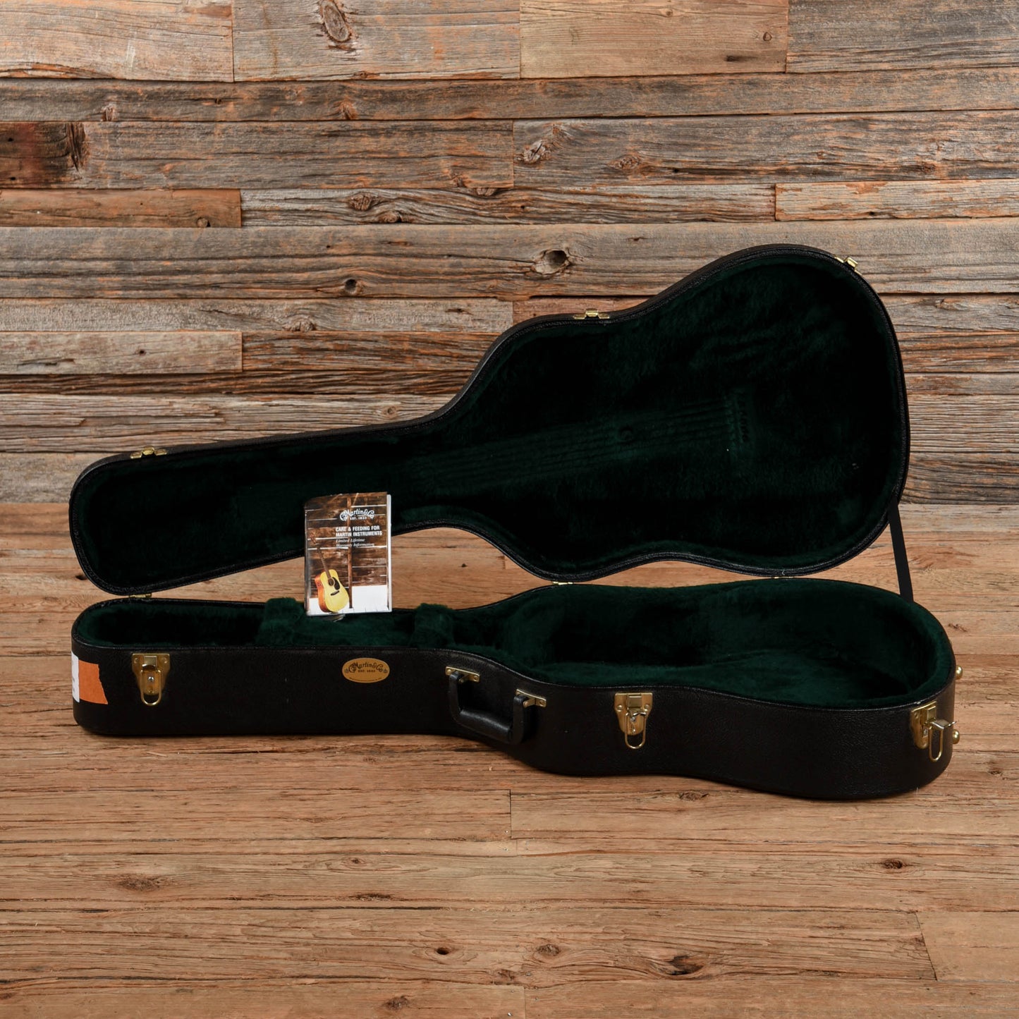 Martin 000-17SM 12-Fret Sunburst 2013 Acoustic Guitars / Dreadnought