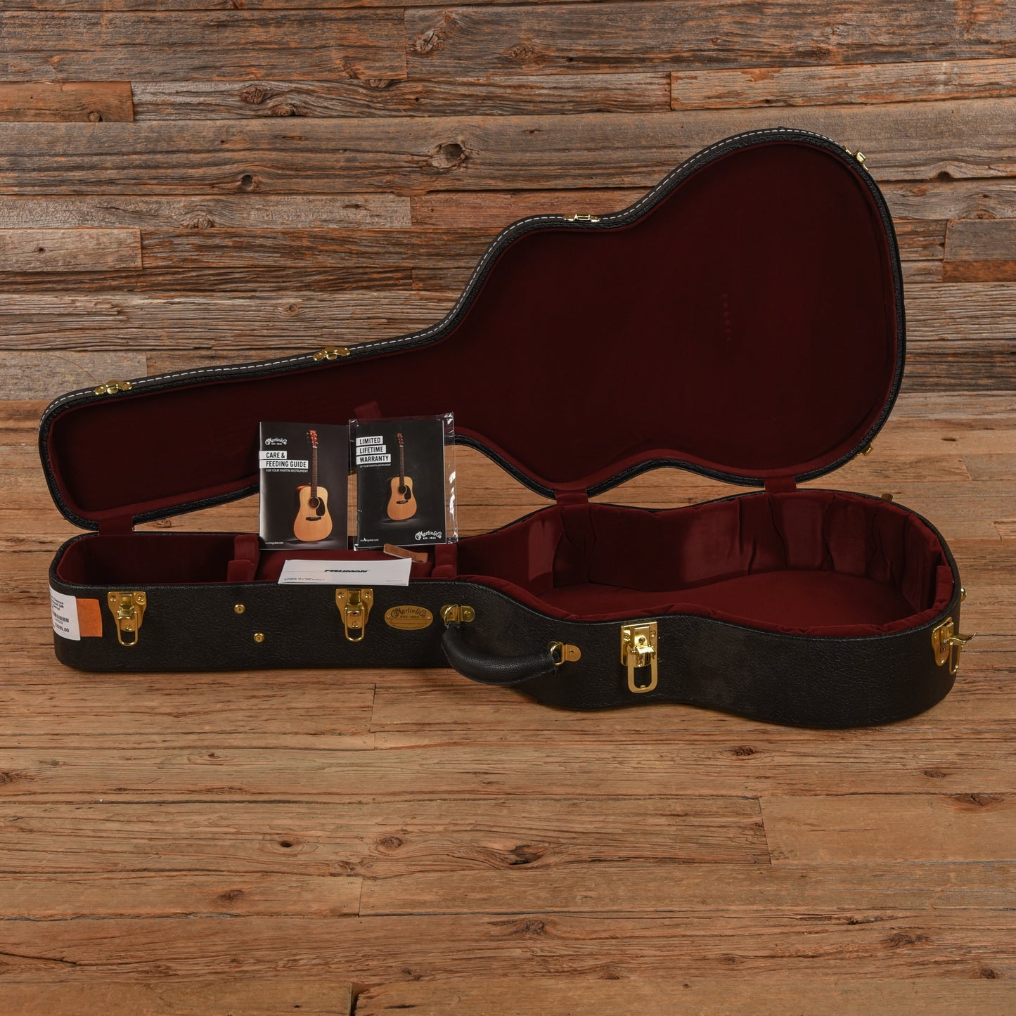 Martin OM-28 Modern Deluxe Sitka Spruce / Rosewood OM Natural 2021 Acoustic Guitars / OM and Auditorium