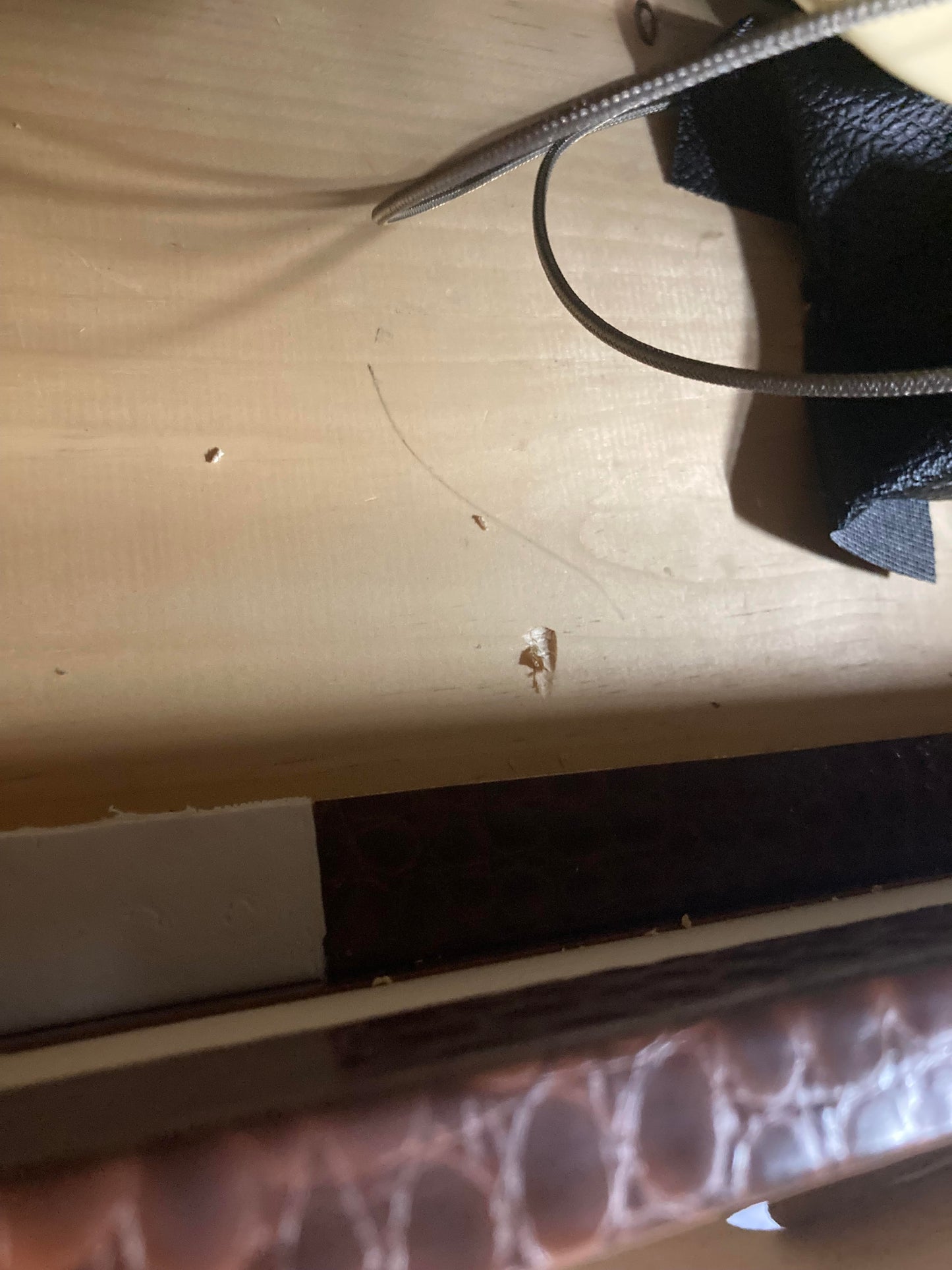 Swart MOD84 w/ Celestion G12 H Creamback & Gator White Ostrich Stripe