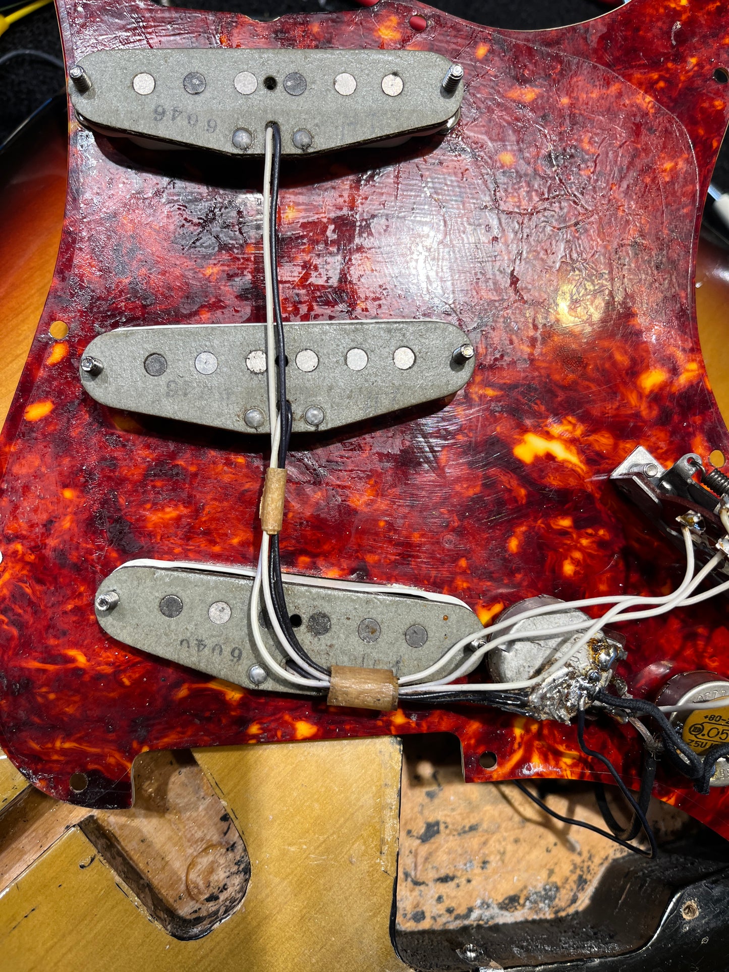 Fender Stratocaster Sunburst 1971 LEFTY