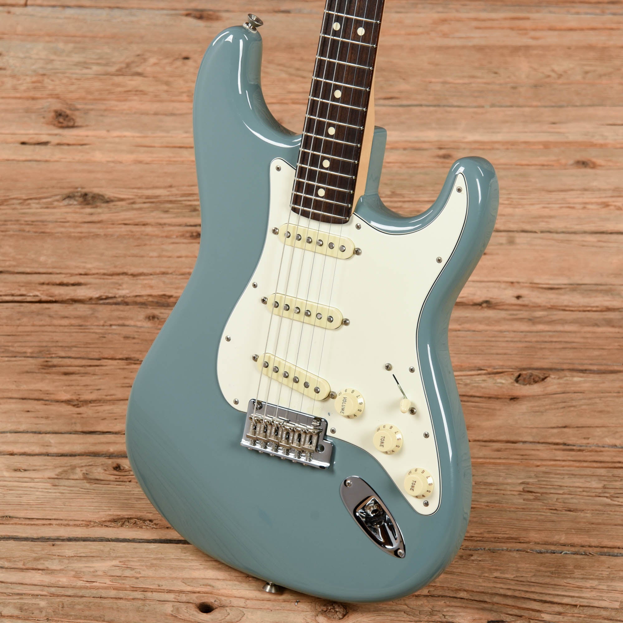 Fender American Professional Stratocaster Sonic Grey 2017