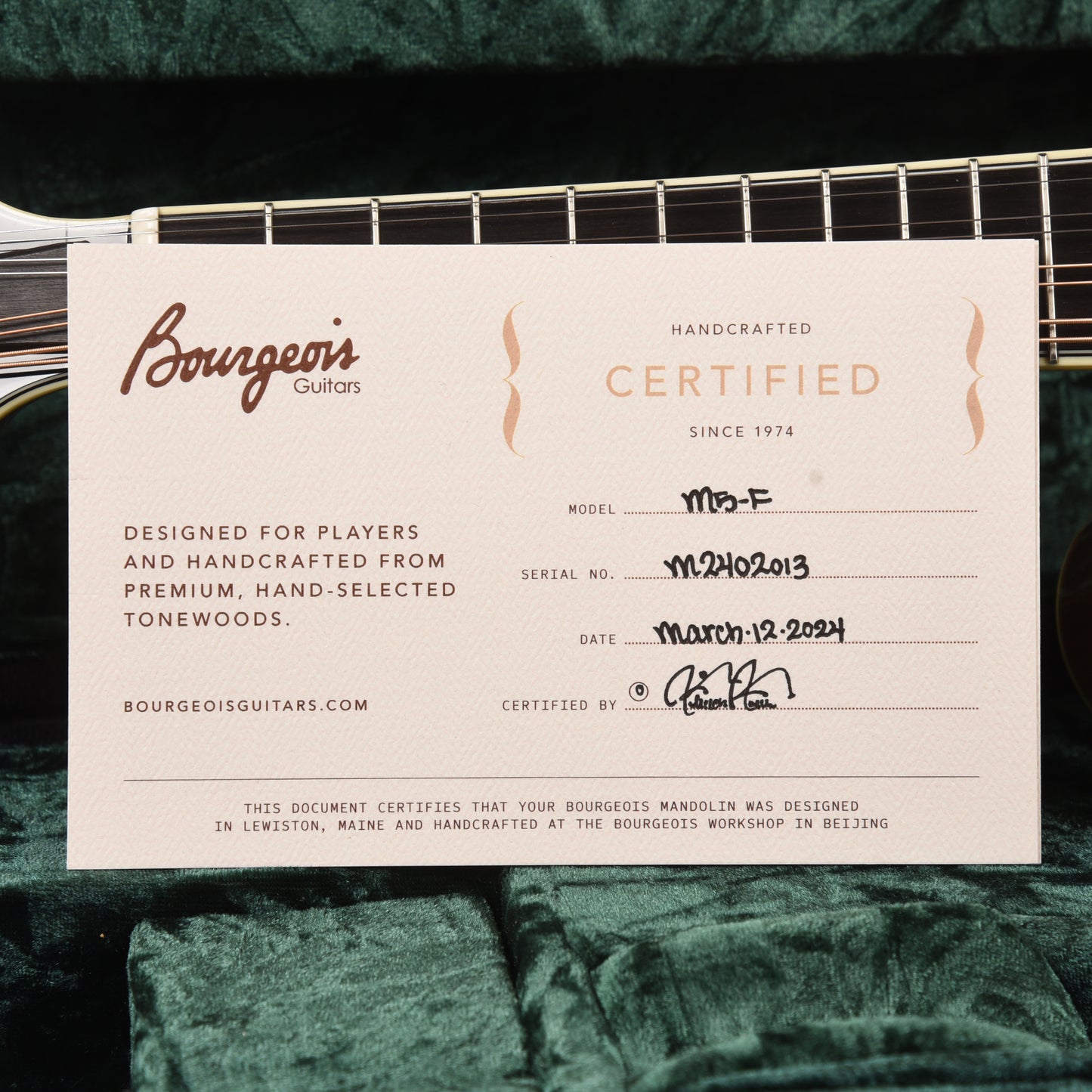 Bourgeois M5 F-Style Mandolin Aged Tone Torrefied Adirondack/Flamed Maple Natural