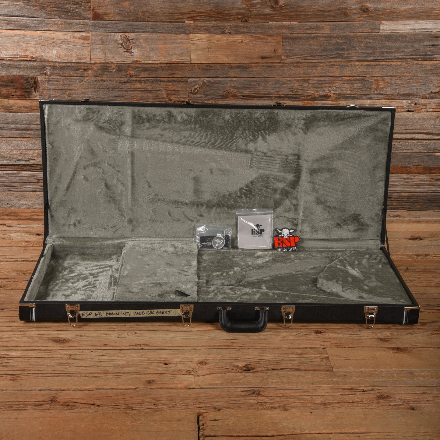 ESP E-II Arrow Nebula Black Burst 2021