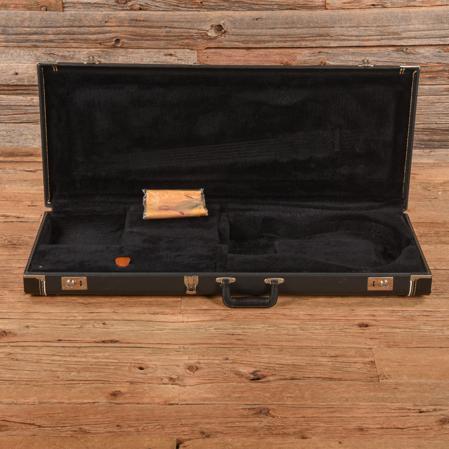 Rickenbacker 320 Jetglo 1982