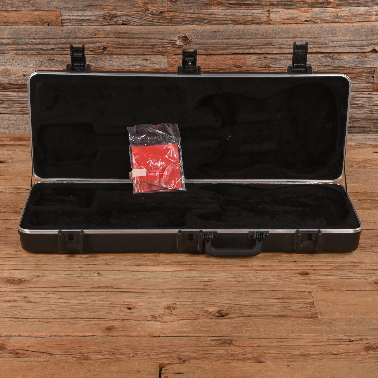 Fender Limited Edition Mahogany Blacktop Stratocaster HHH White 2019