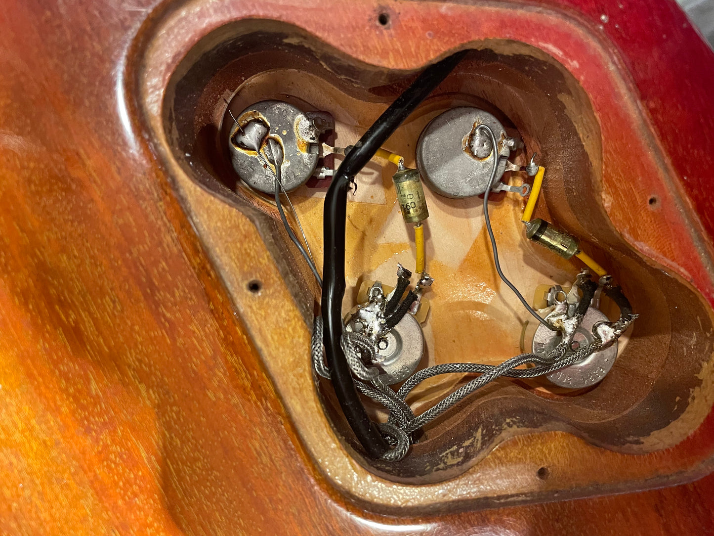 Gibson Les Paul Deluxe Sunburst 1974