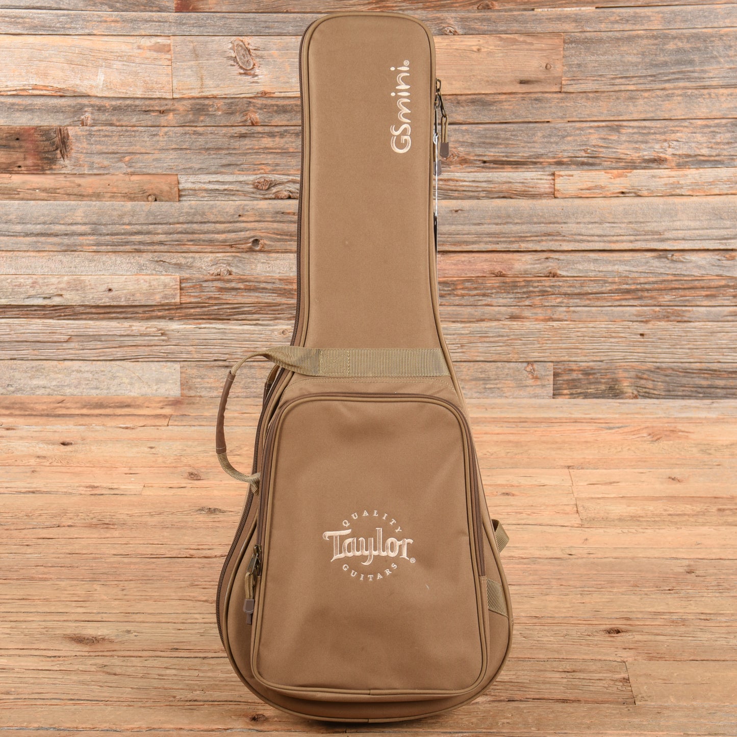 Taylor GS Mini Mahogany w/ ES-GO Natural 2023
