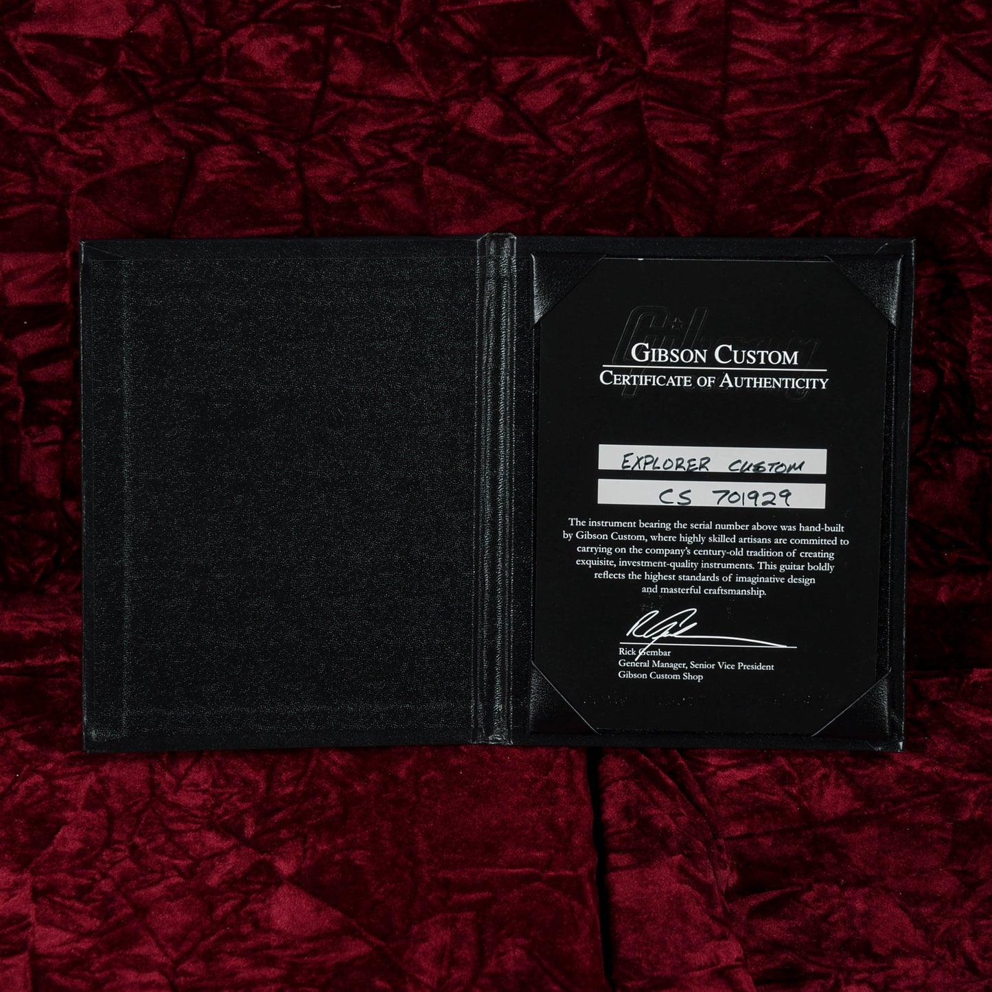 Gibson Custom Explorer Custom Ebony 2017
