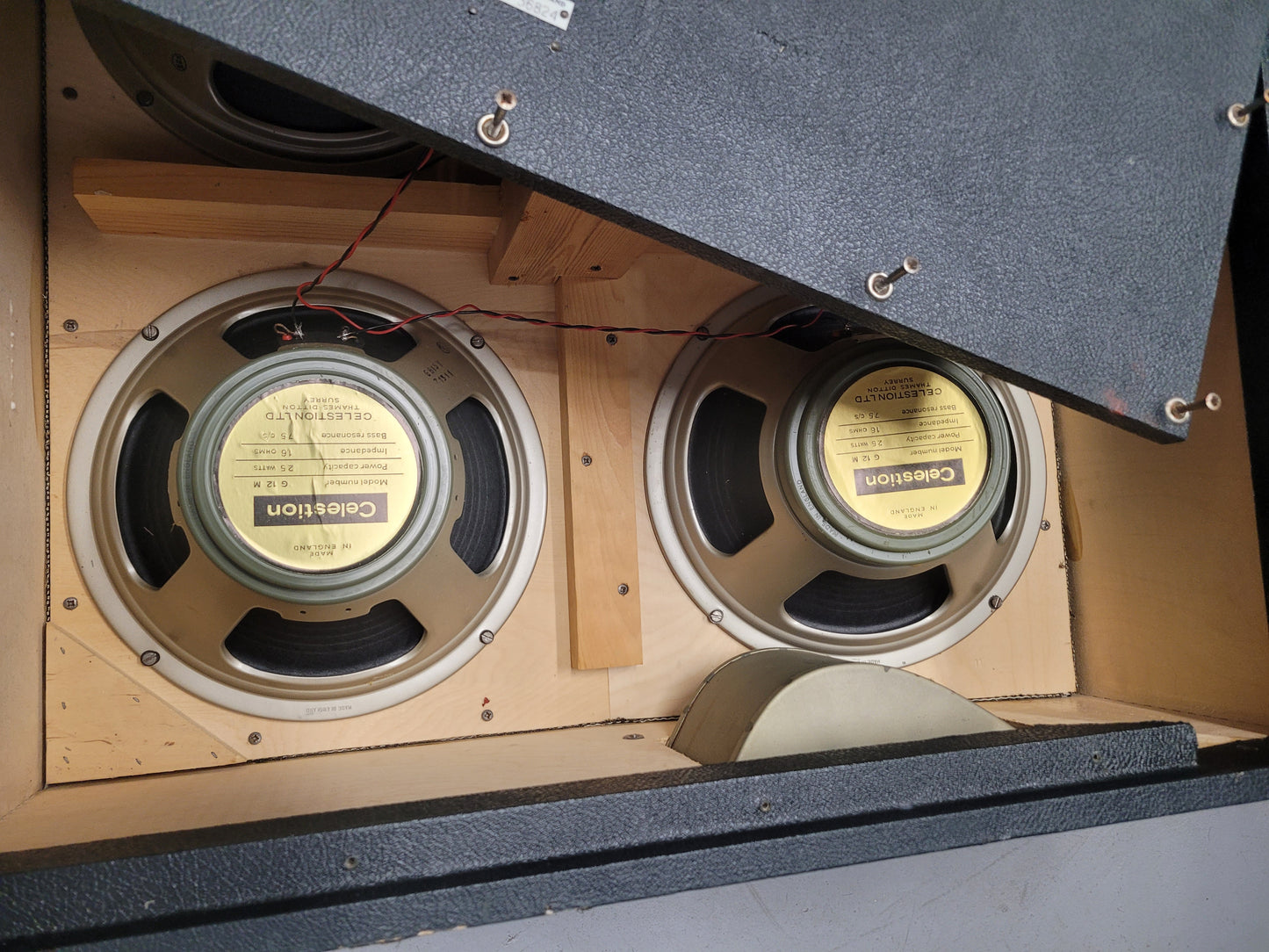 Marshall 1934A 4x12 Cab 1969