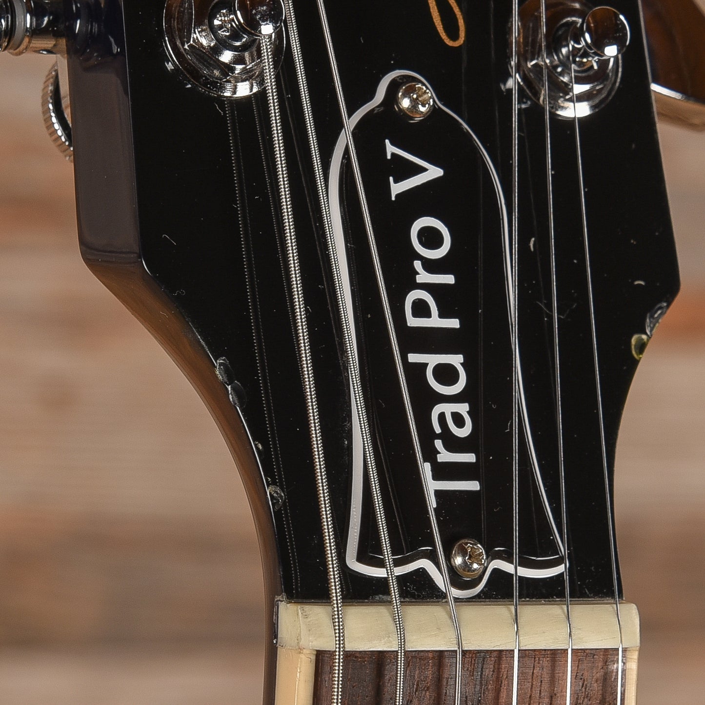 Gibson Les Paul Traditional Pro V Blueberry Burst 2023