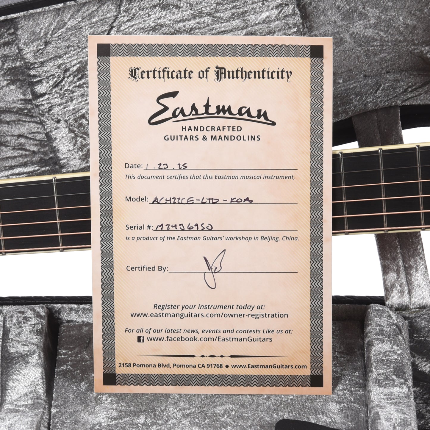 Eastman Limited Edition AC422ce Spruce/Koa Natural Truetone Gloss