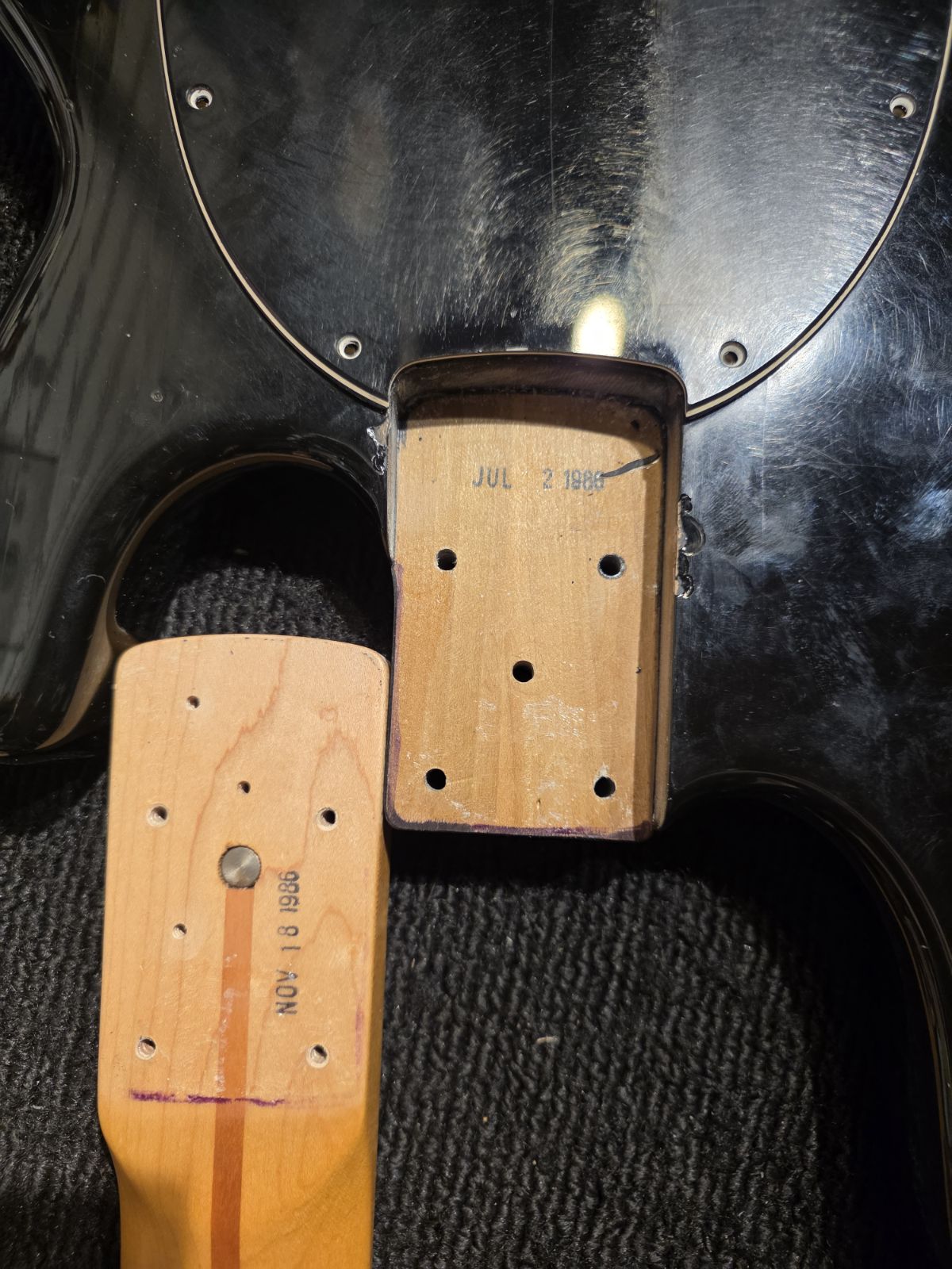 Music Man StingRay Bass Black 1986 Bass Guitars