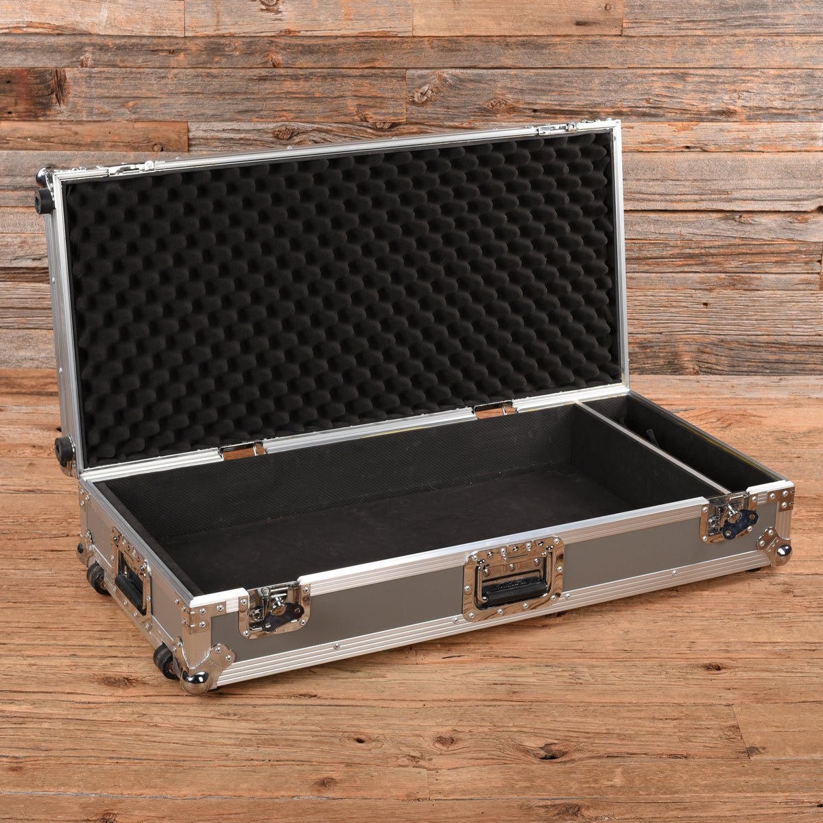 Pedaltrain Pro w/ Tour Case Pedalboards