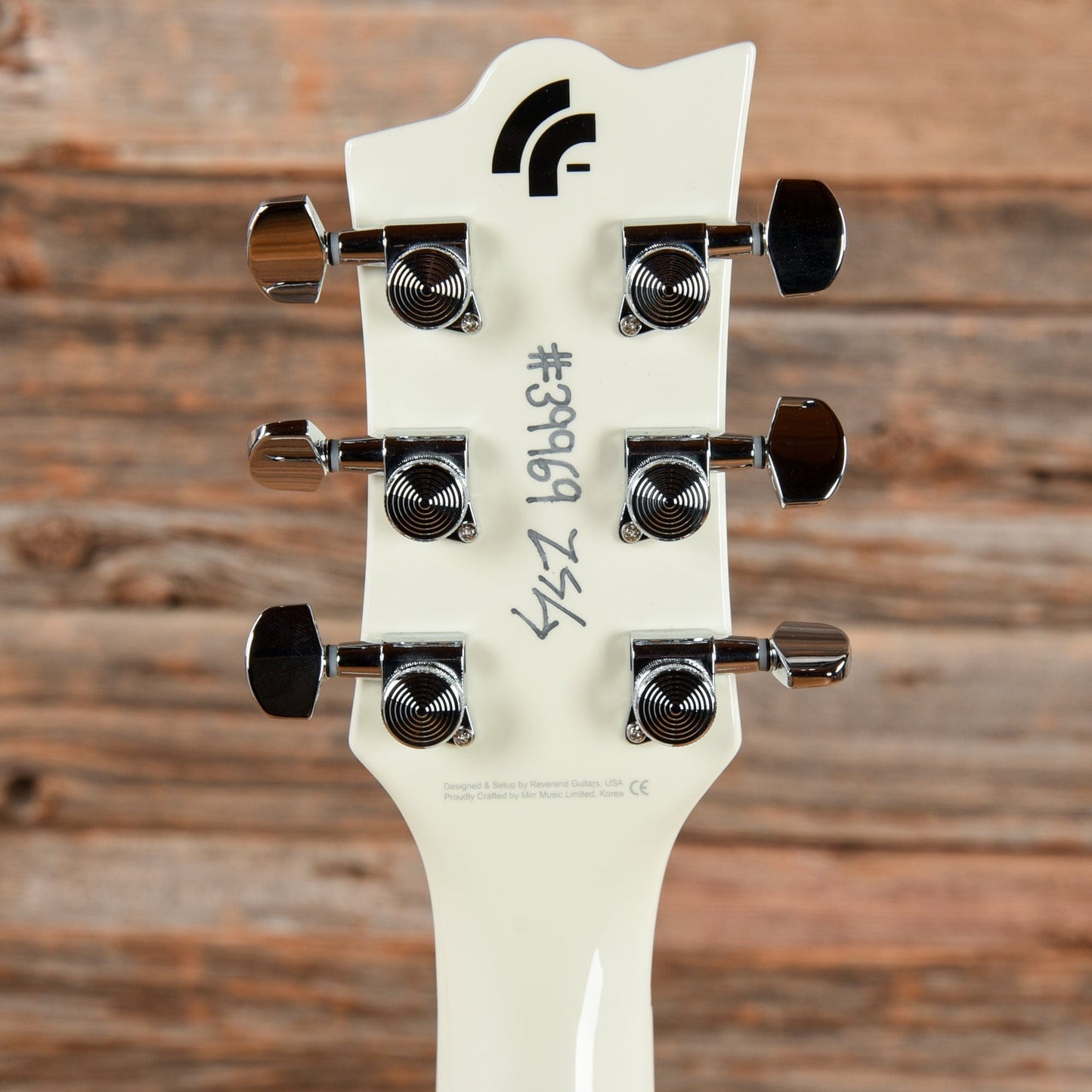 Reverend Robin Finck Signature White Electric Guitars / Solid Body